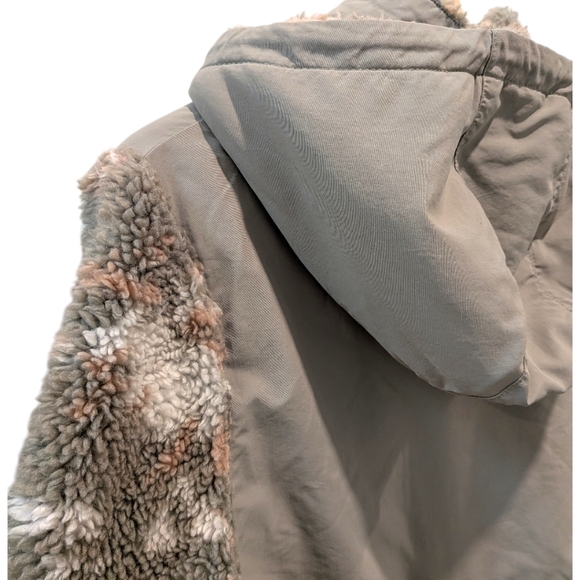 Patagonia Women's Shelled Retro-X Pullover M Tan Fleece Hoodie Outdoor Sherpa - Picture 6 of 8